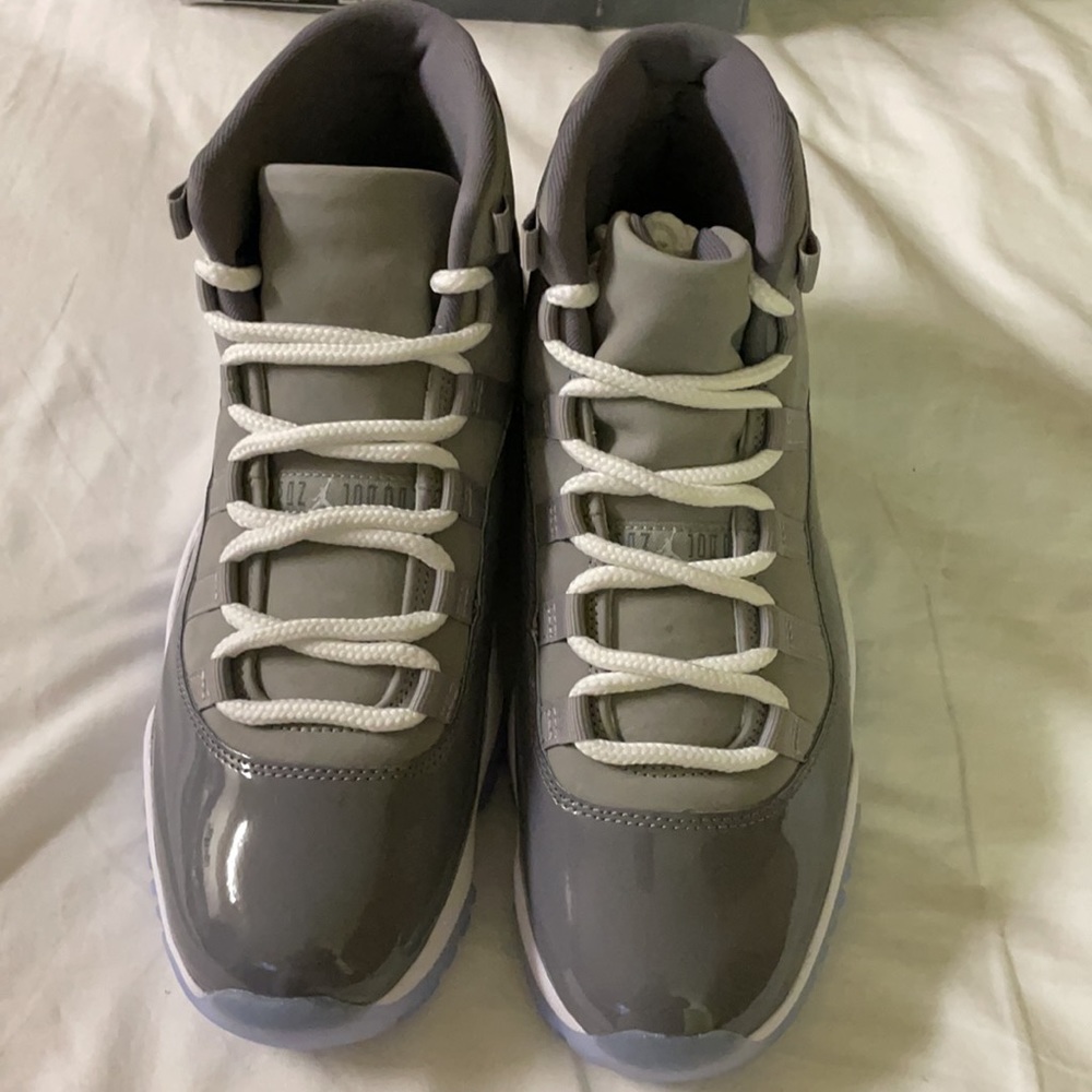 ‼️‼️SOLD ‼️‼️Retro 11 Cool Greys (2021) Men Size 10